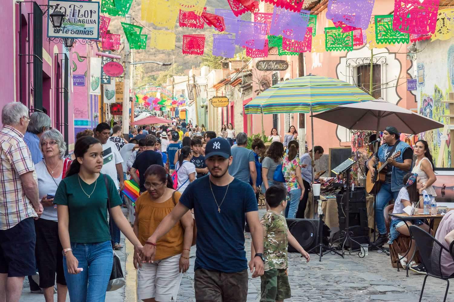 Ajijic is a popular tourist destination for visitors from Guadalajara during Semana Santa, as well as the week after, called pascua.
