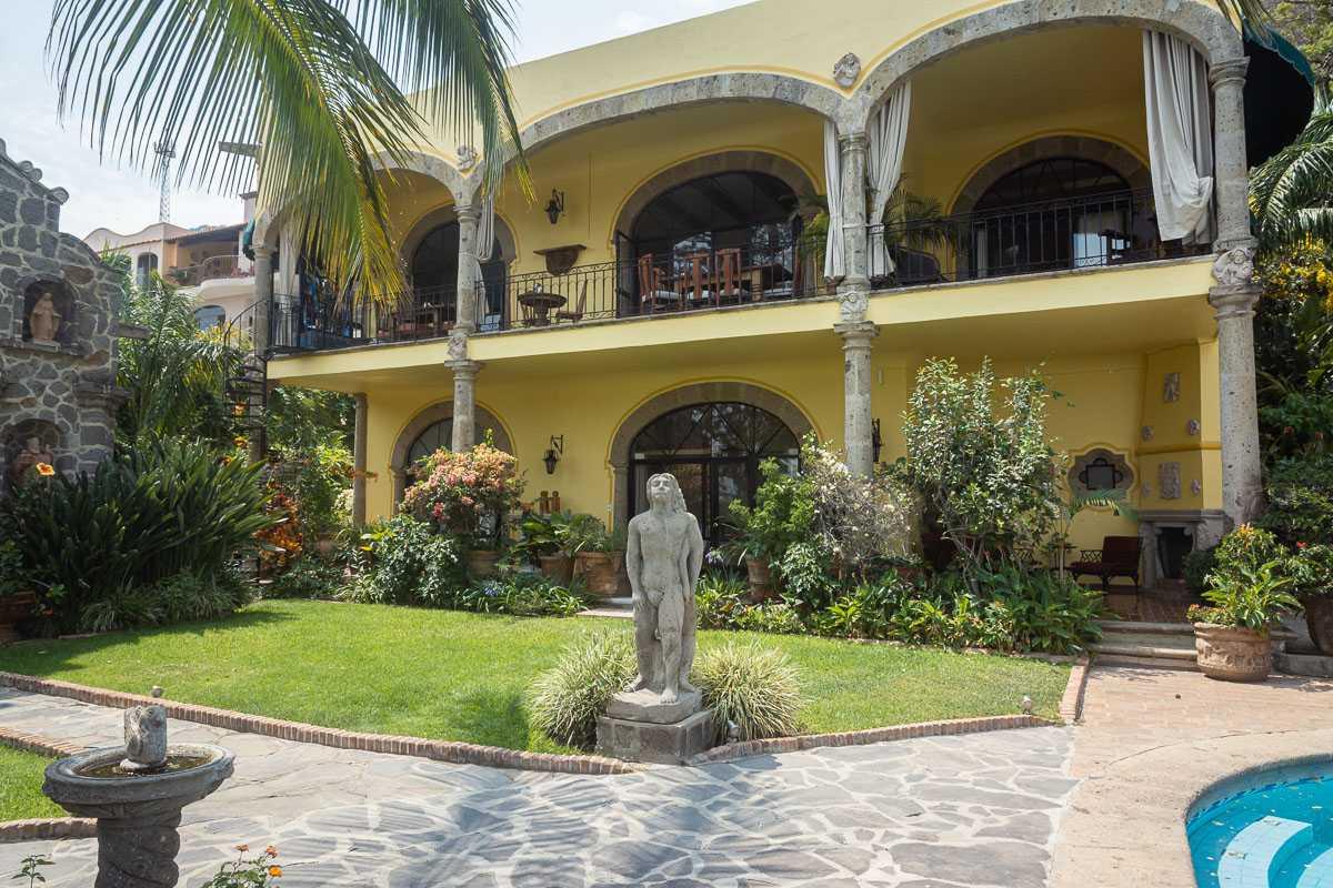 Villa del Ángel hotel in Ajijic, Mexico.