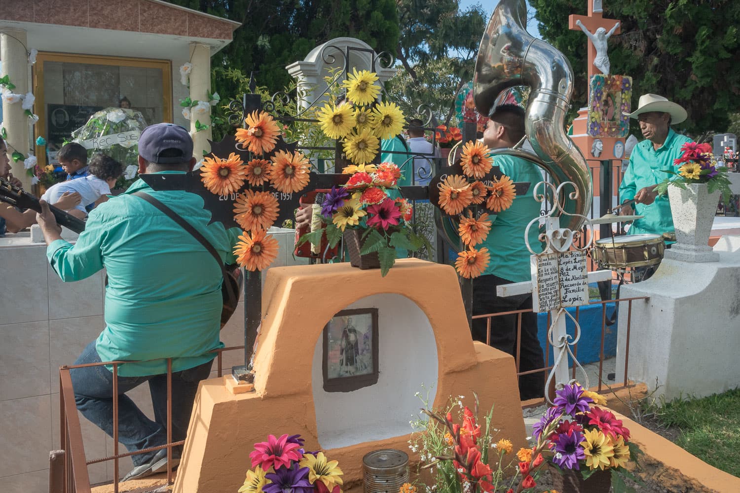 Musicians wander the graveyard November 2 and families hire them to play around the grave. Sometimes a radio, or today more often a cell phone, might play the favorite songs of the dead.